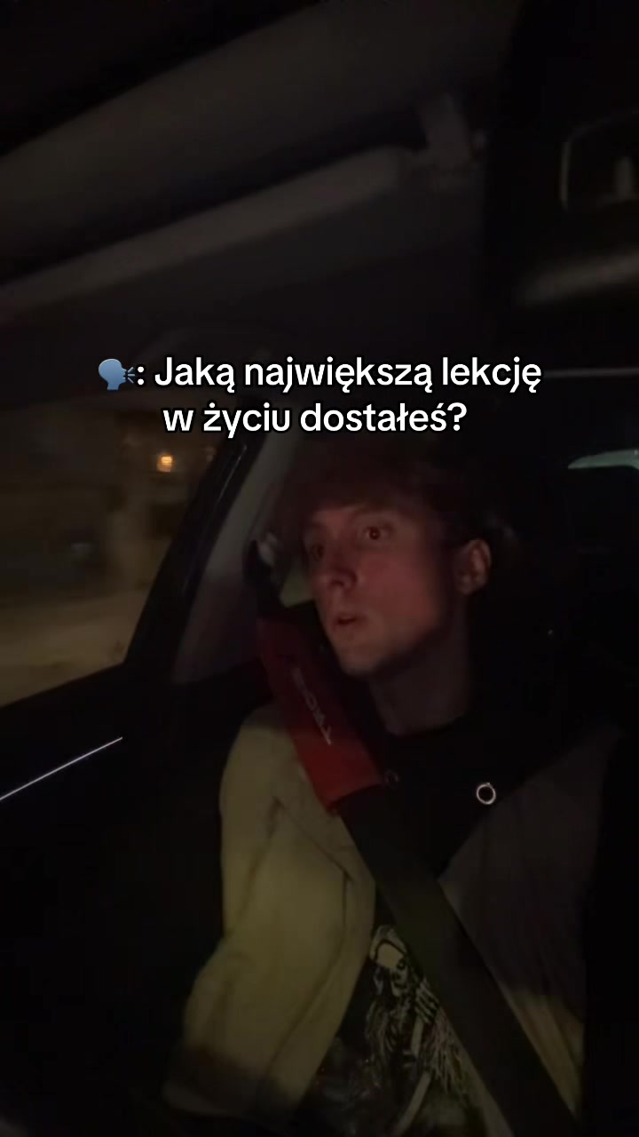 @xkrystian • ig: xkrystia_n <3