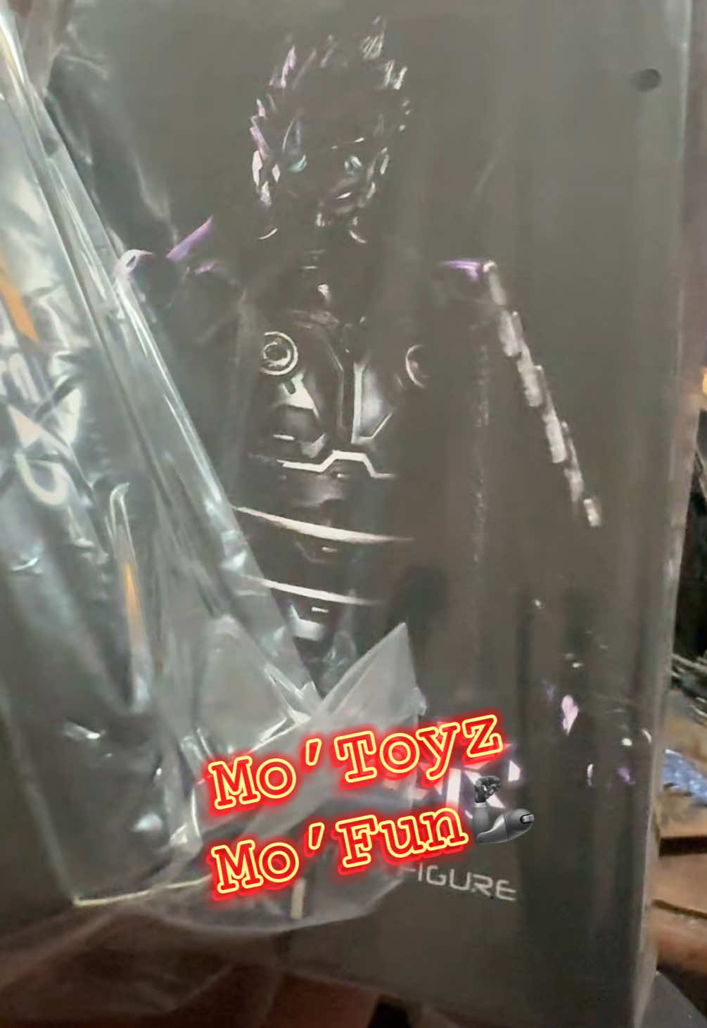 @Mo&acute;Toyz Mo&acute;Fun