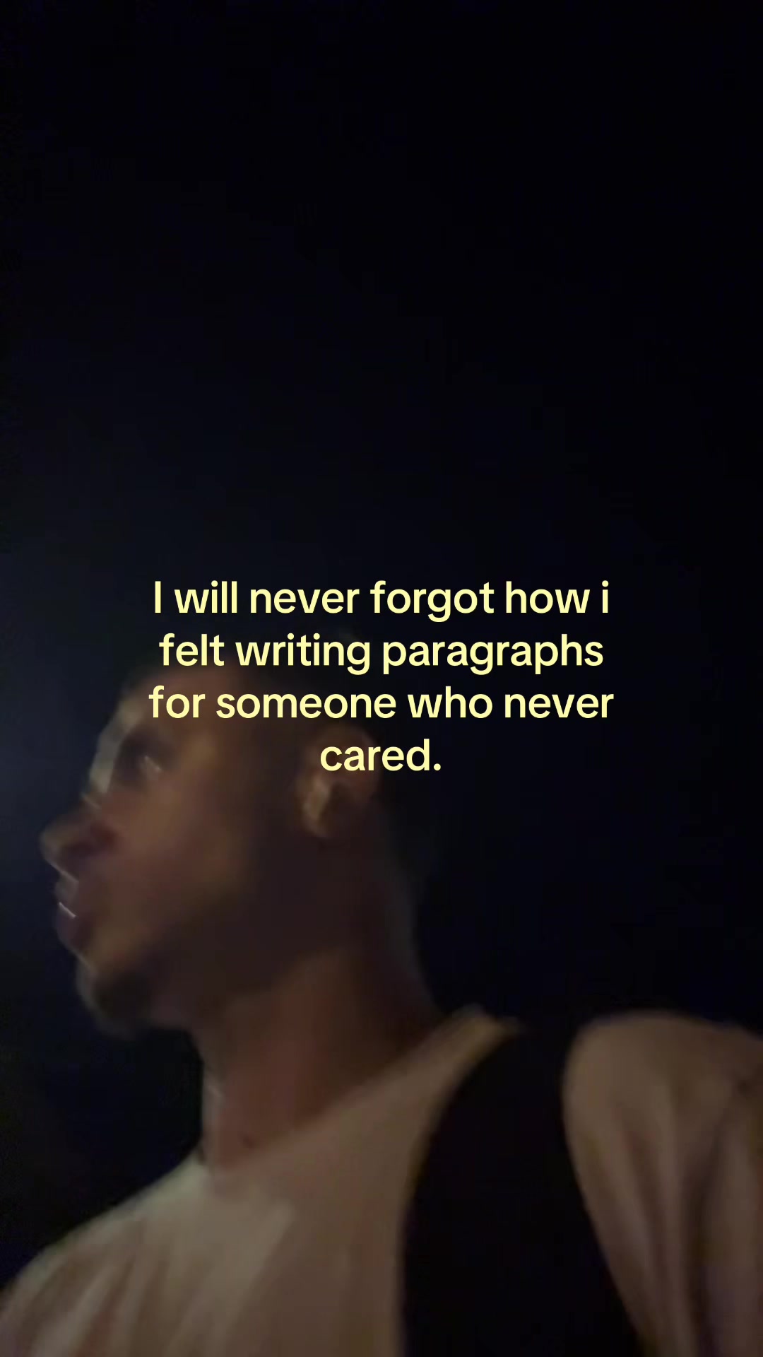 @￴