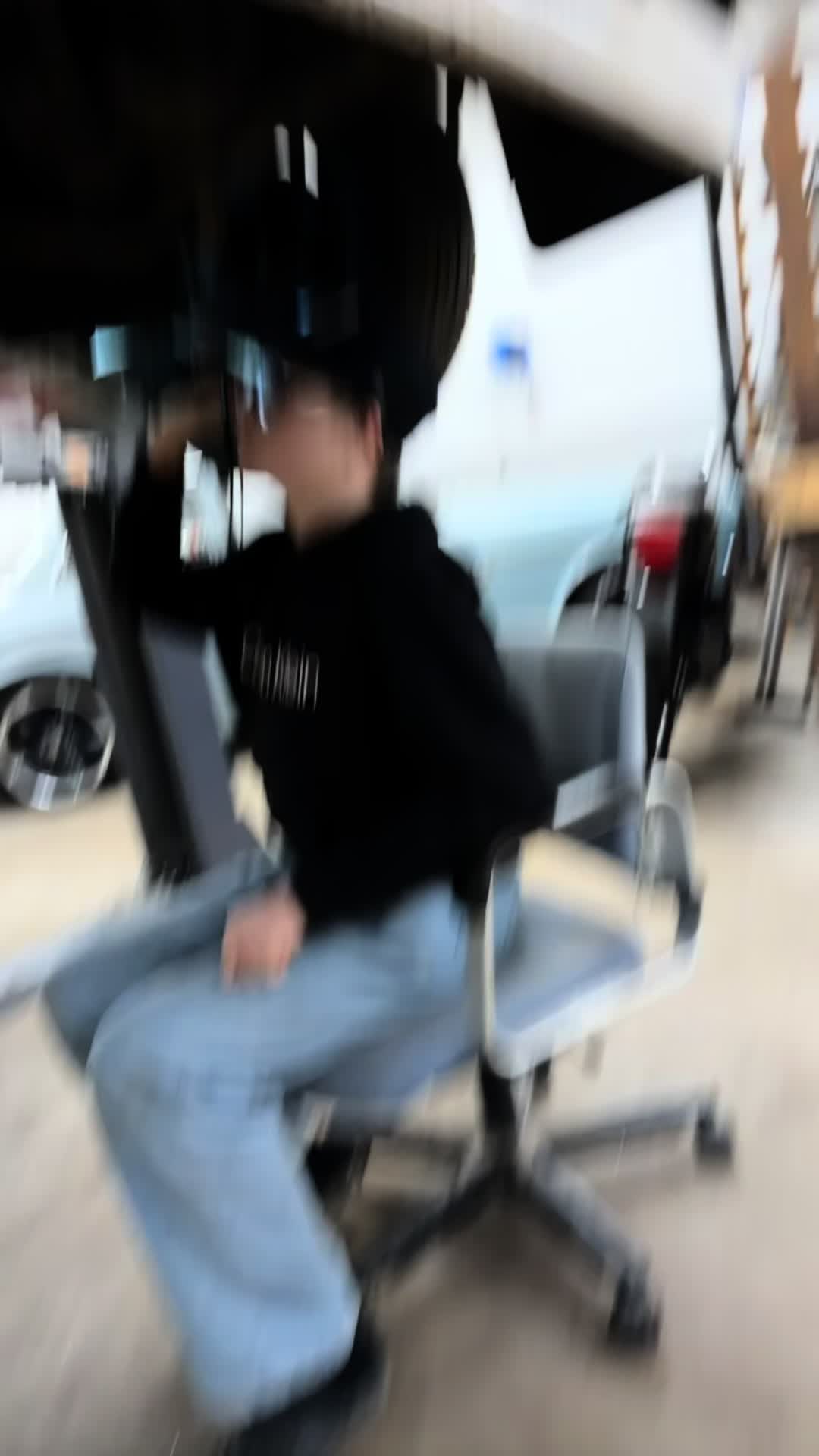 @Antez_