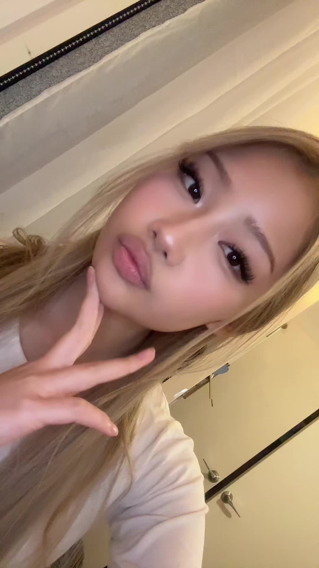@elvina 🧁
