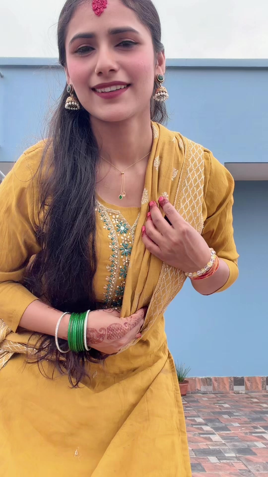 @Gauri😁❤️🌺