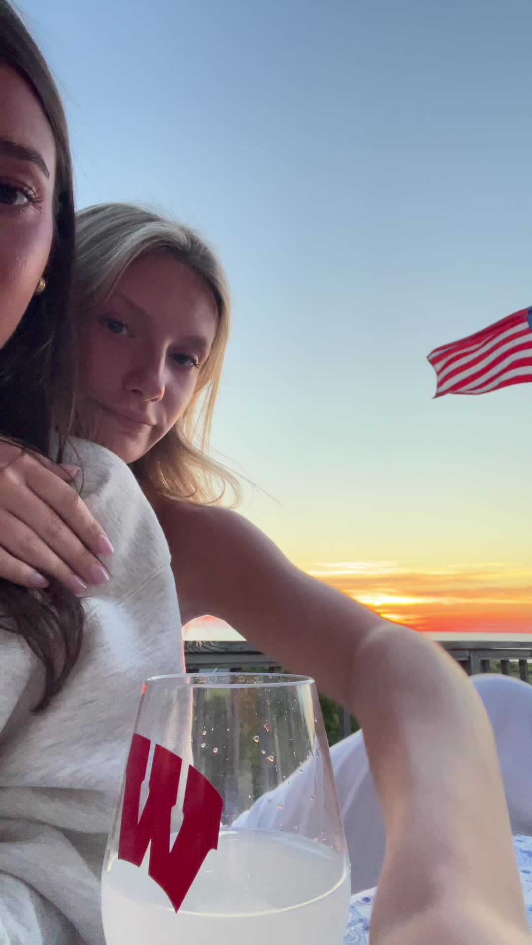 @unawhite