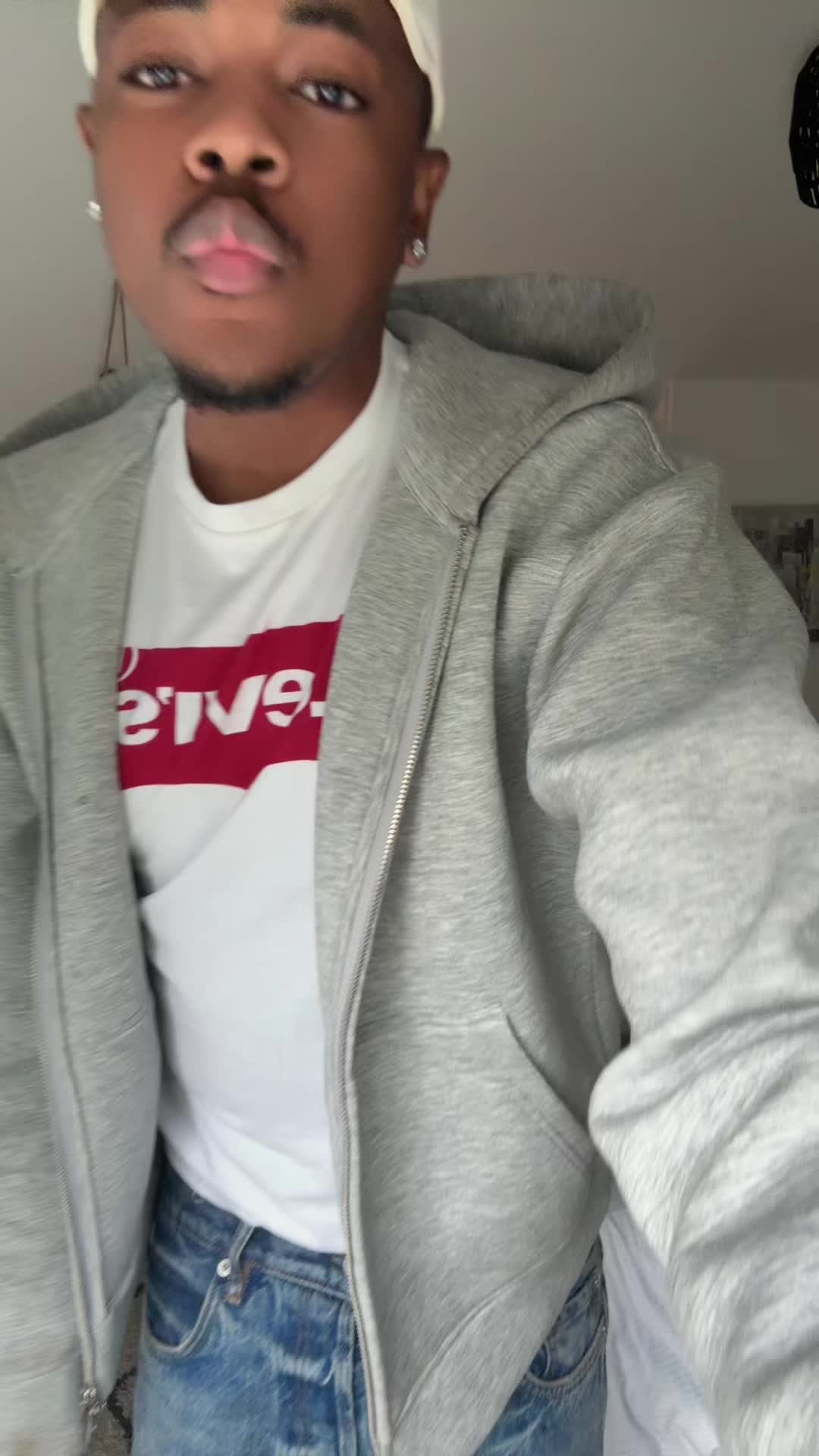 @Gomes🇬🇧