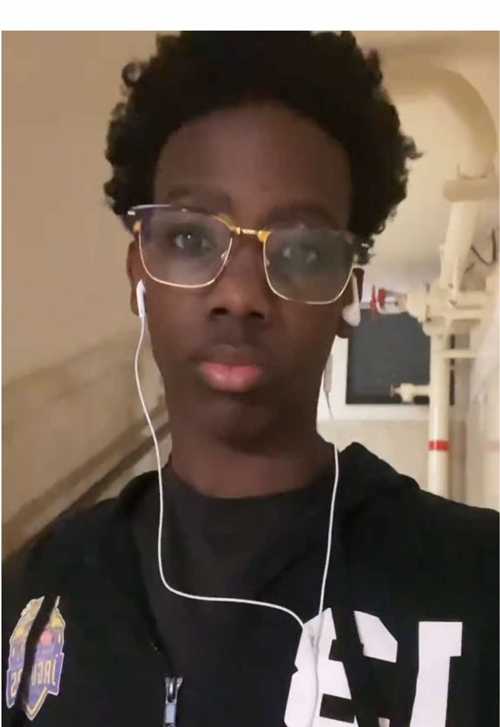 @robert.spamm