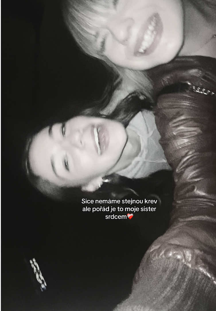 @👸V👸