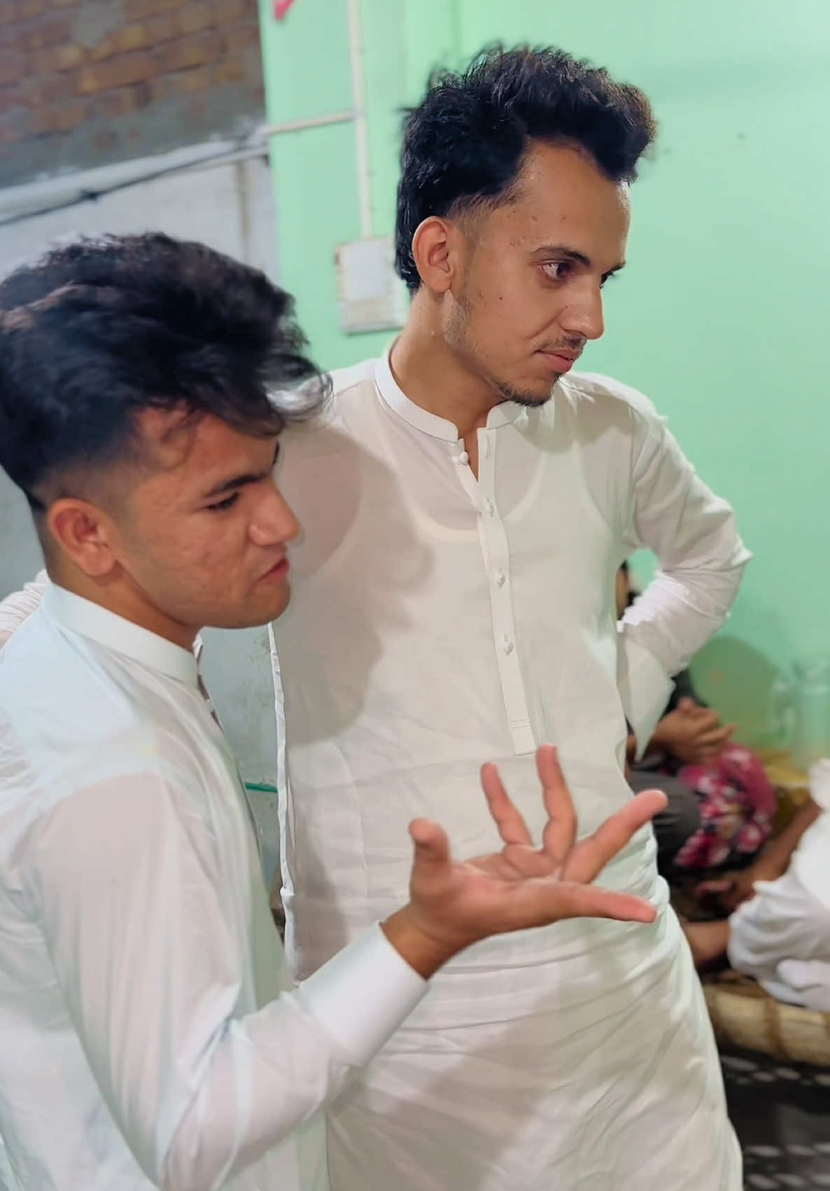 @Mr Sanoo سنی