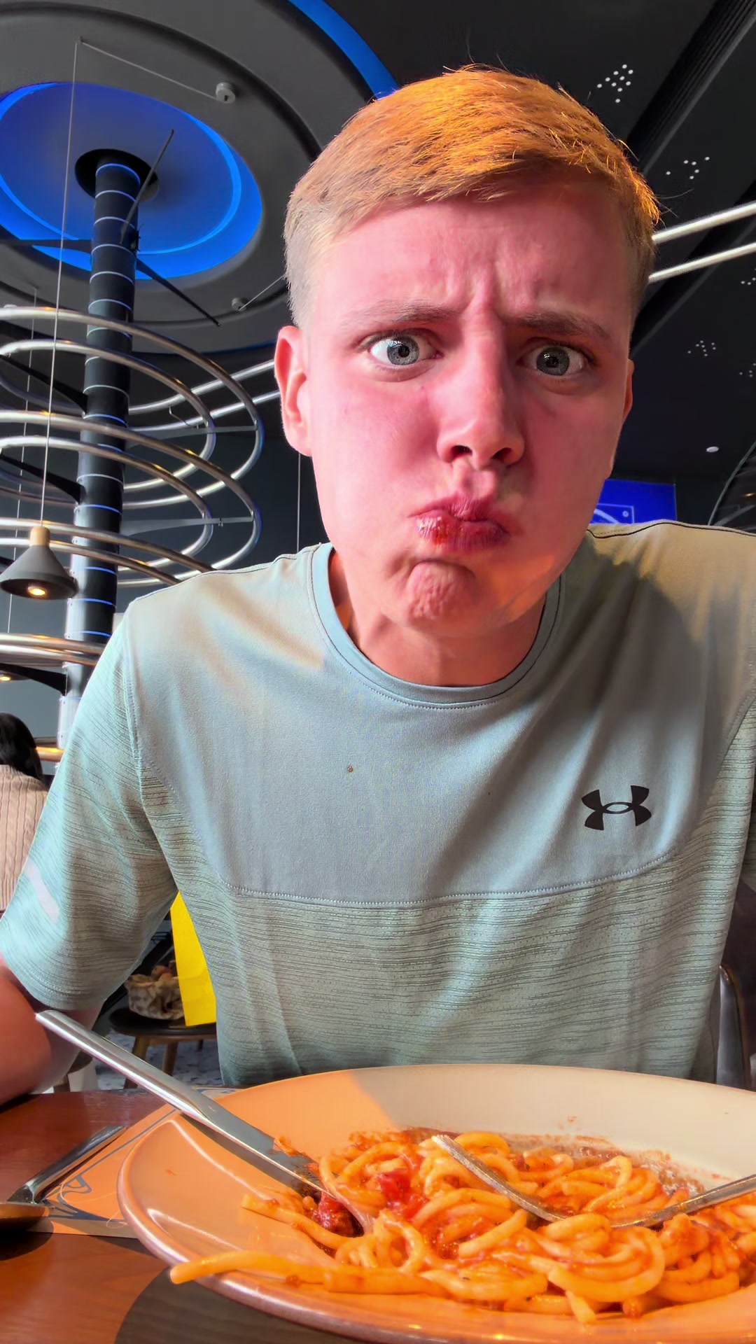 @RiskyRegg