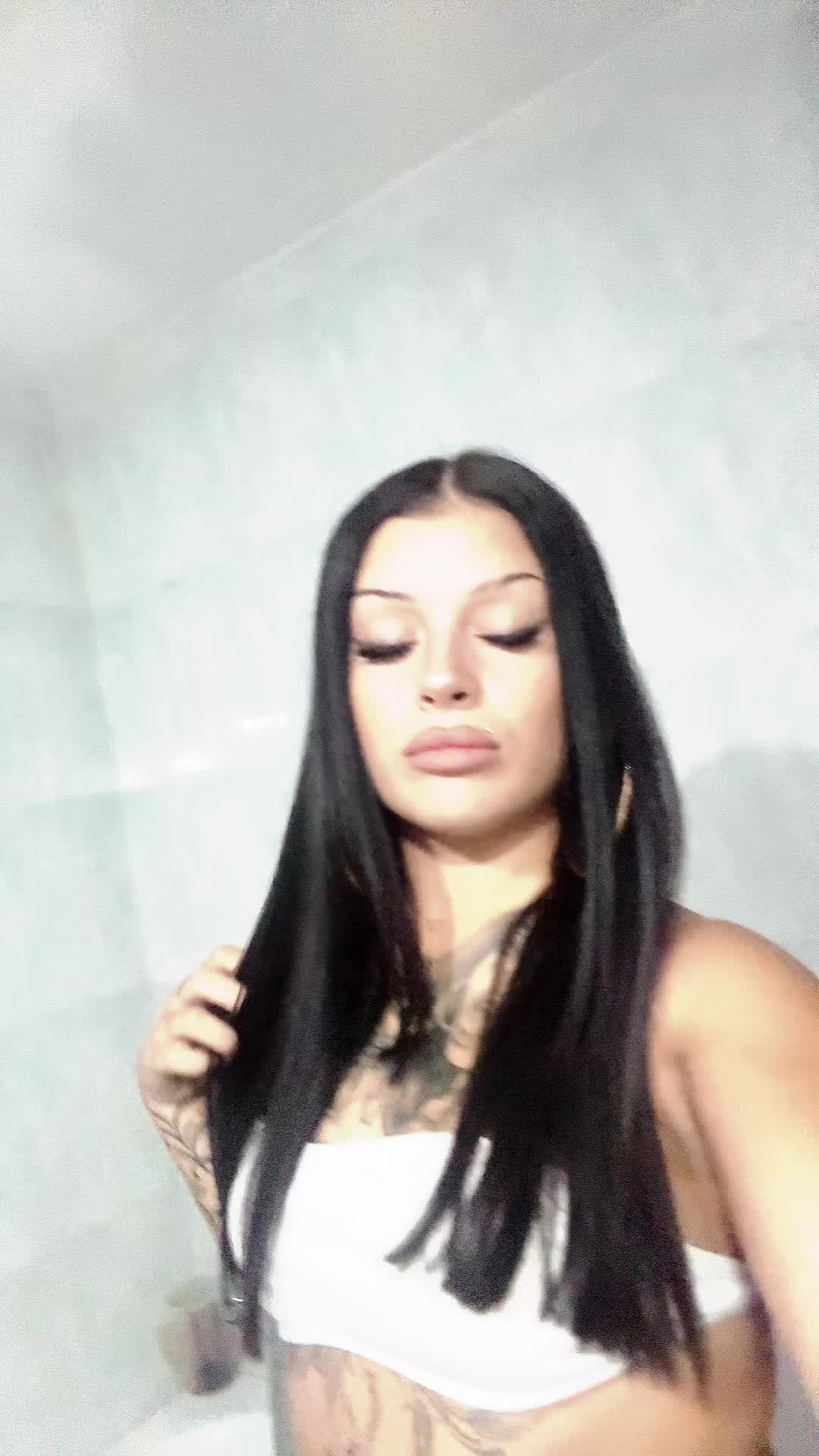 @N4yyy