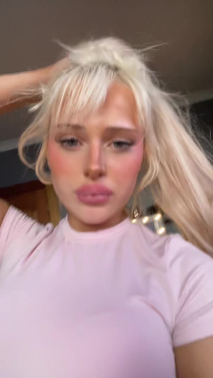 @dollyysmith