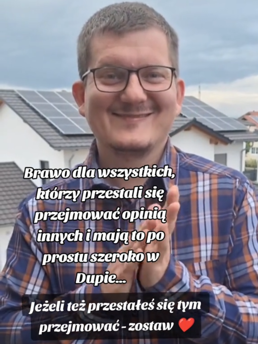 @TOMASZ PUKOCZ