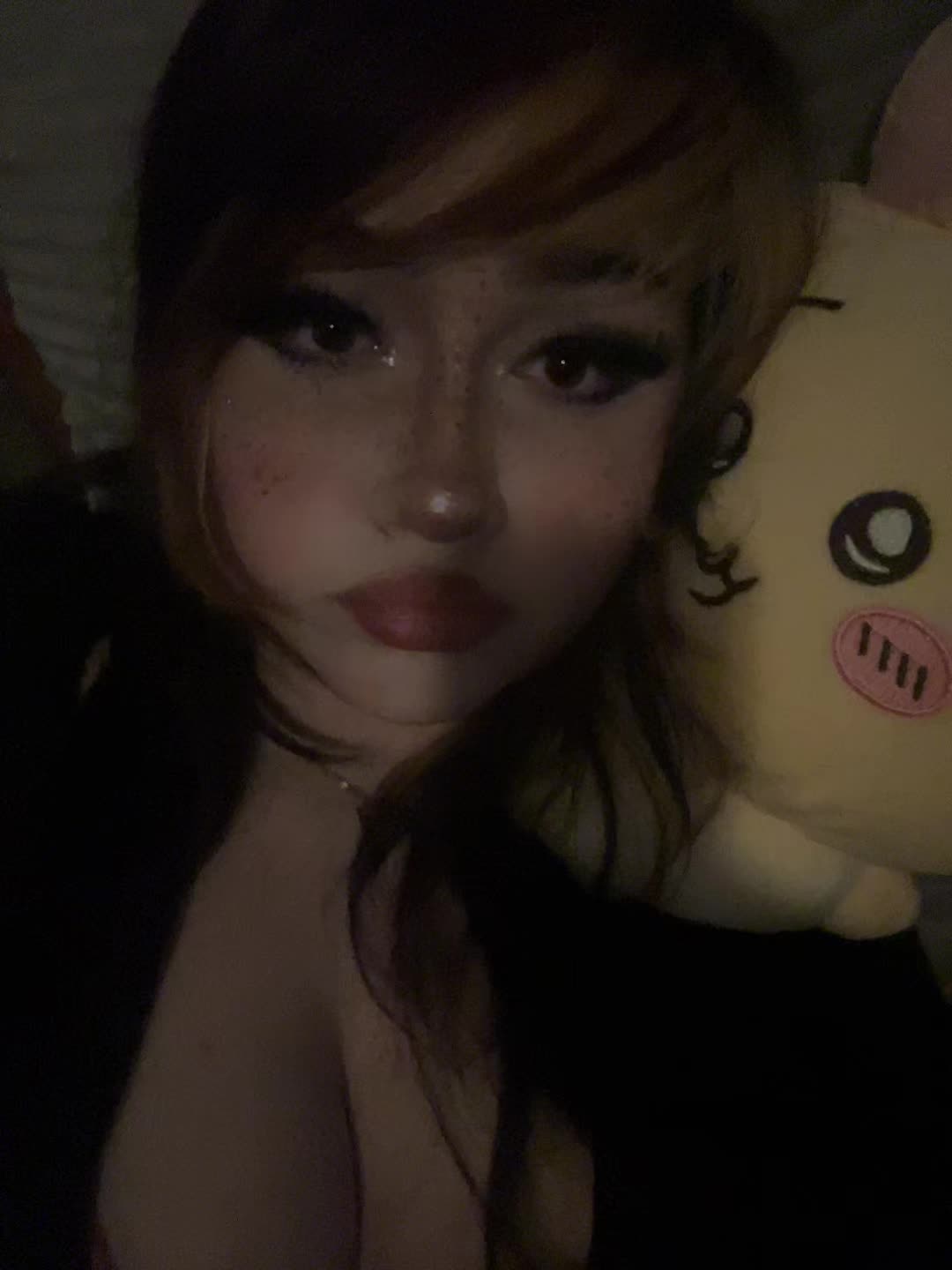 @isaphernelia