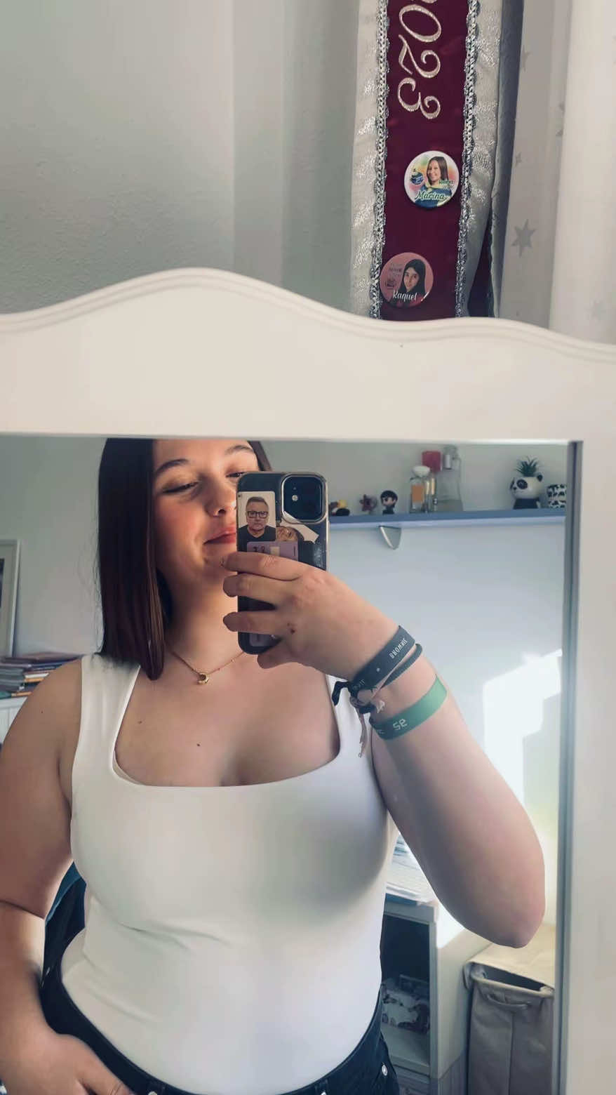 @✭