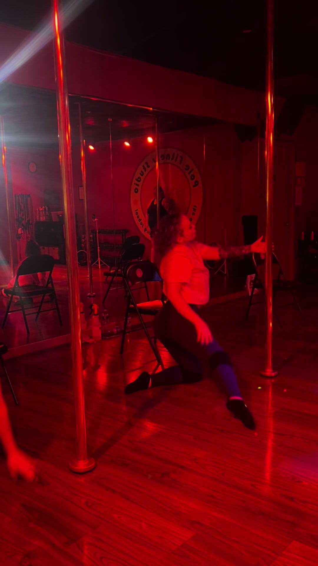 @polefitnessstudio