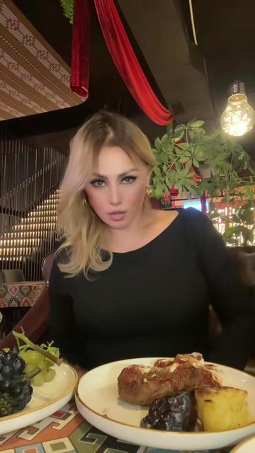@Elya-🔱🔱🔱Tik Tok Star🔱🔱🔱