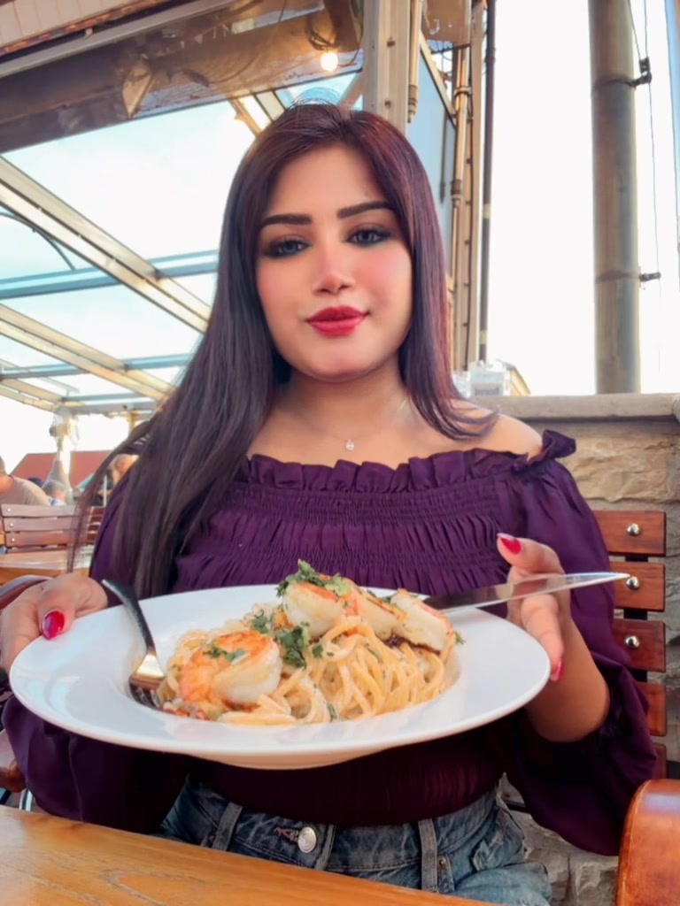 @Amena♥️
