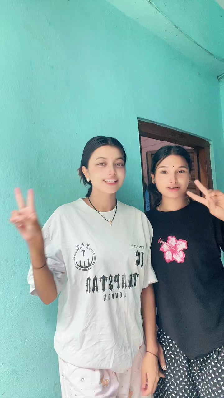 @PRIYA (🫶)