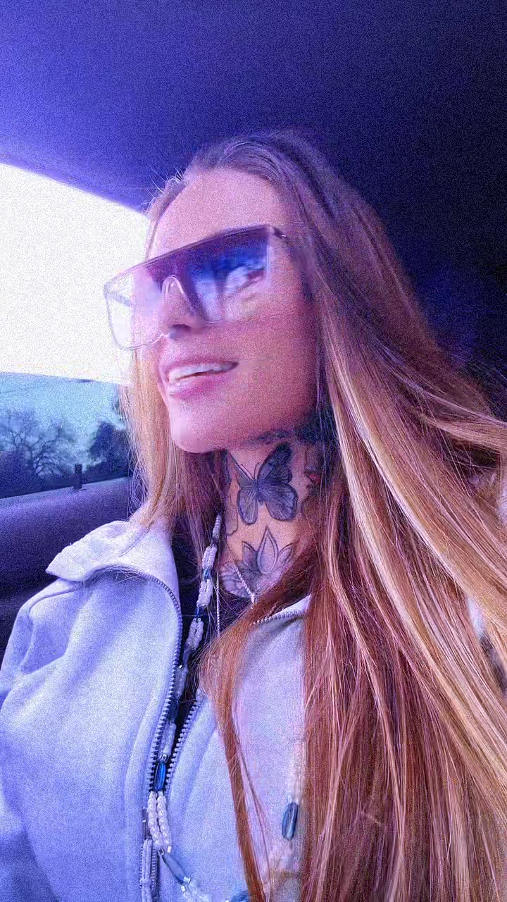 @𝕷𝖆𝖉𝖞𝕽𝖔𝖘𝖊