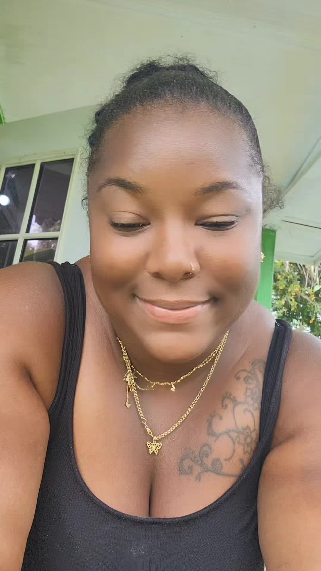 @6uniquely_perfect