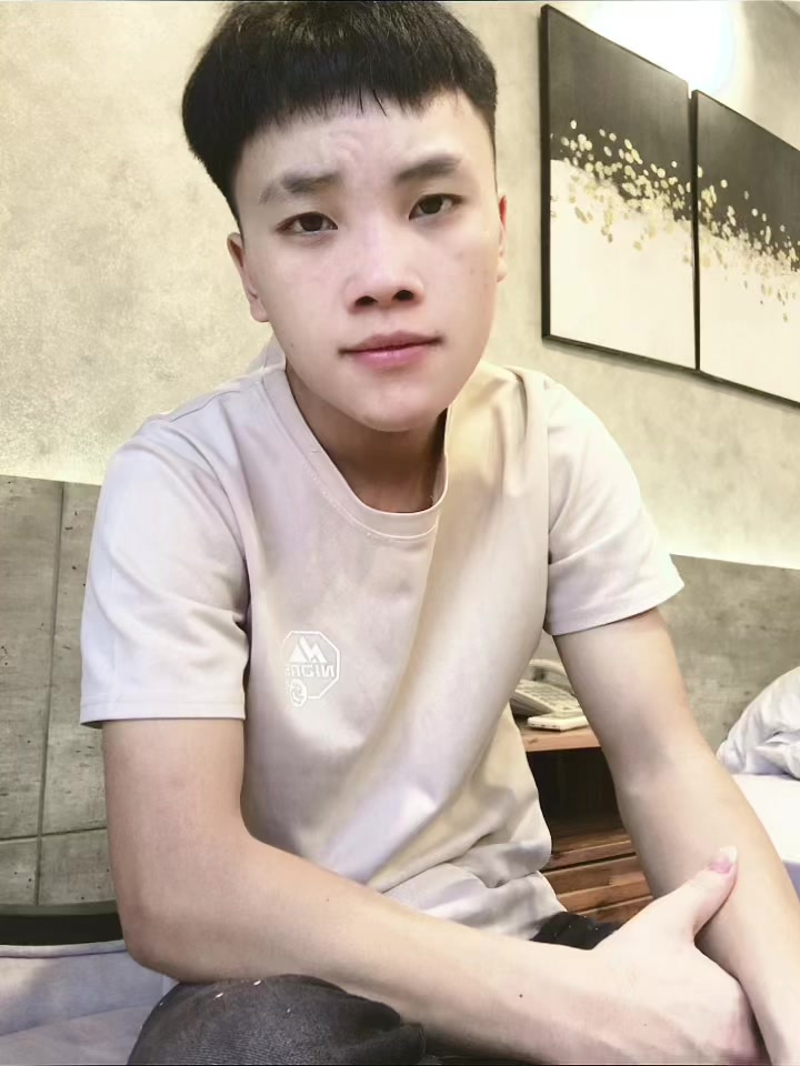 @Ssùng Mí Tủaa ✔️