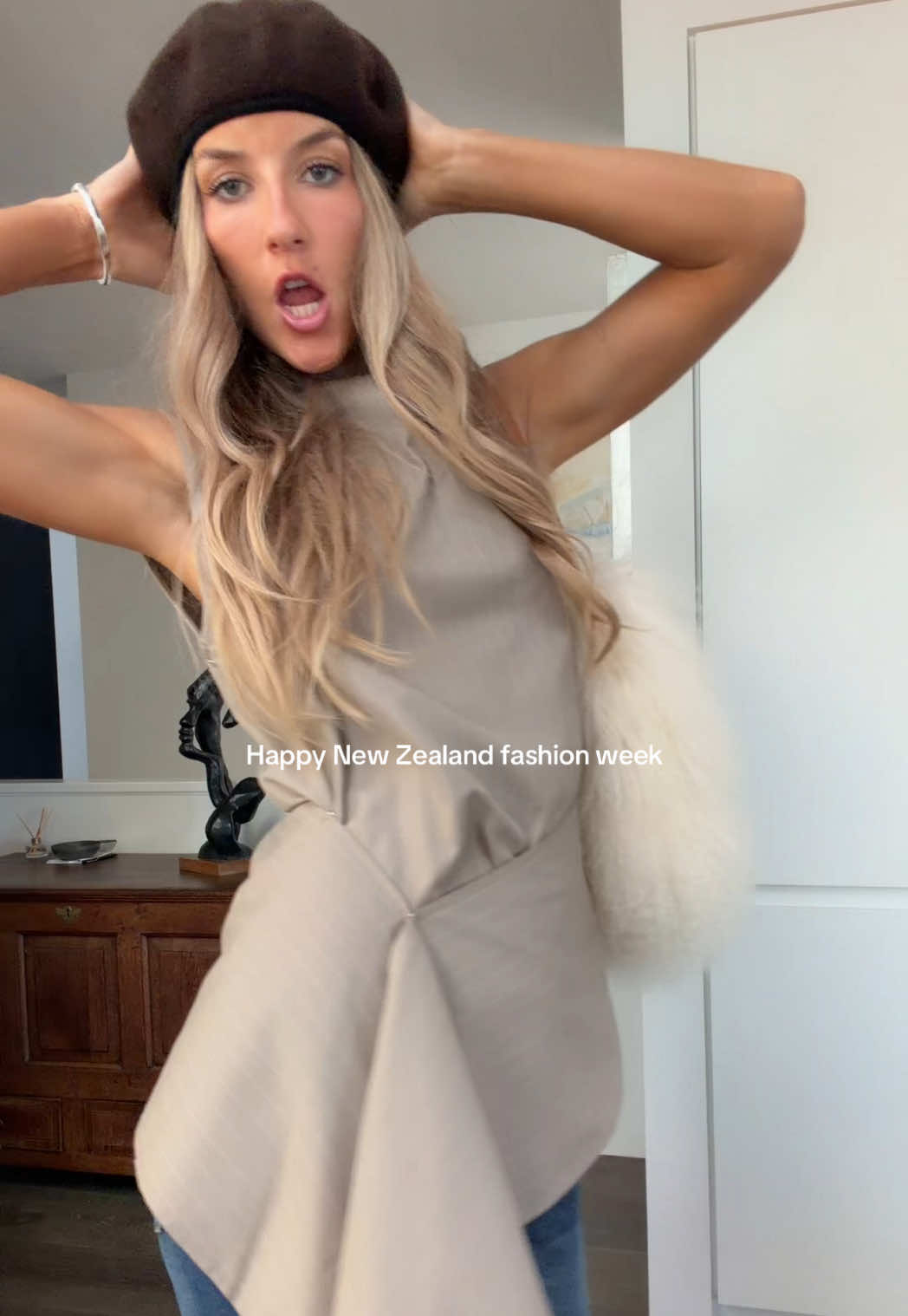 @miajbisley