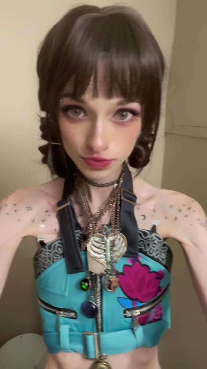 @Quirky_cosplays
