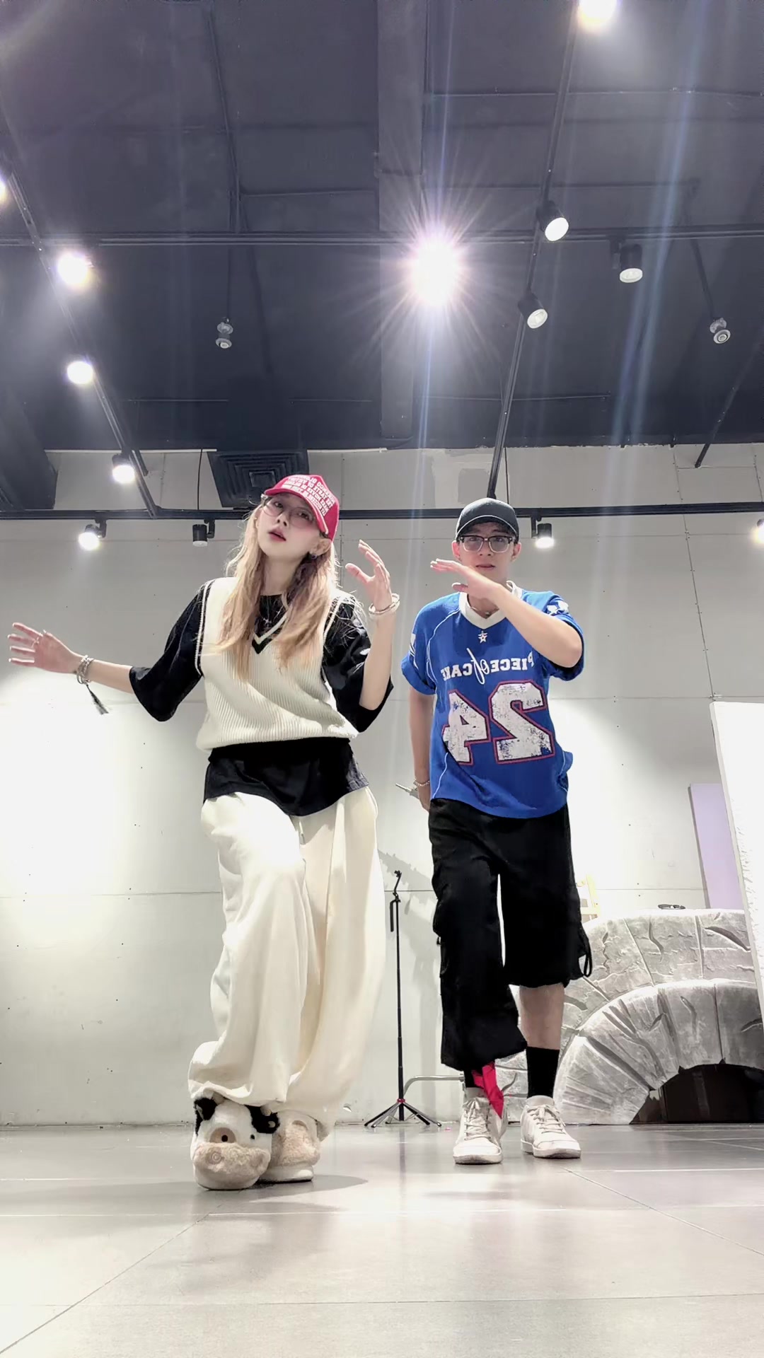@Đồng chí Yi ᥬ🍄ᩤ Cowsep