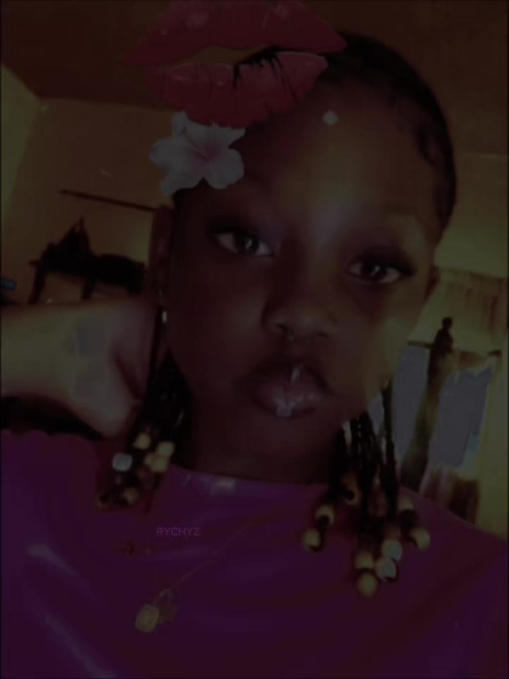 @Bubblez(pwetty)𖣂🇯🇲.. ⨾