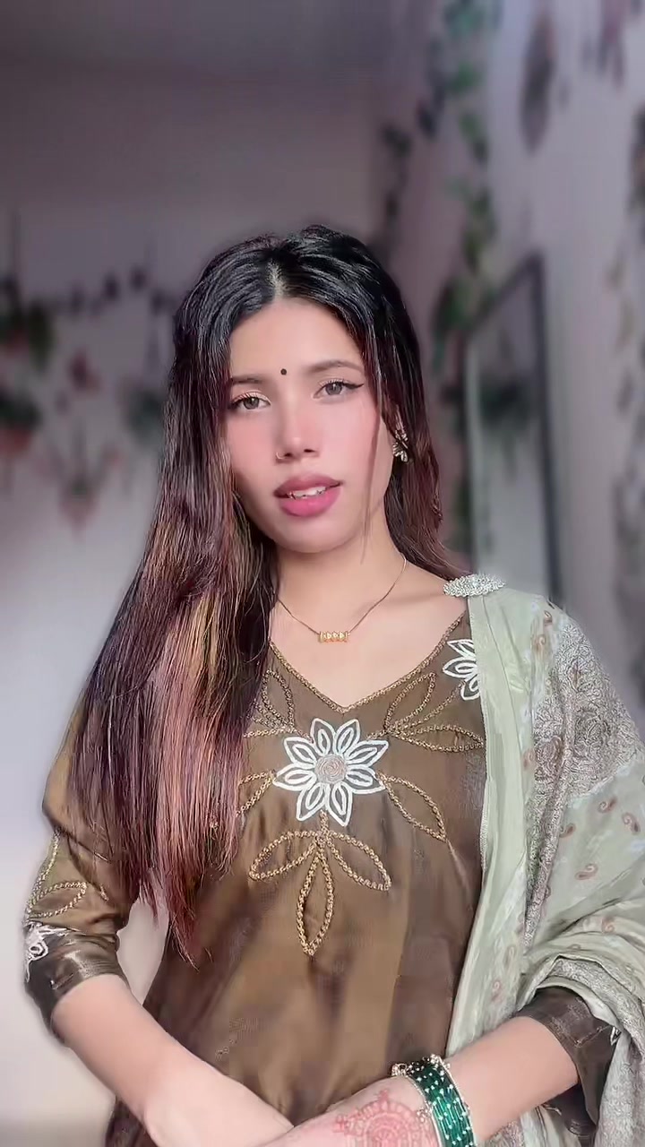 @Yôǔř Qúèëñ👸