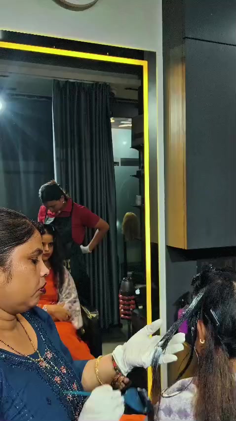 @Royal's Hair & skin care salon