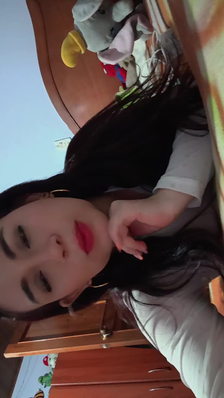 @🤩👩👦Angie Rueda🥰👼🏻👣