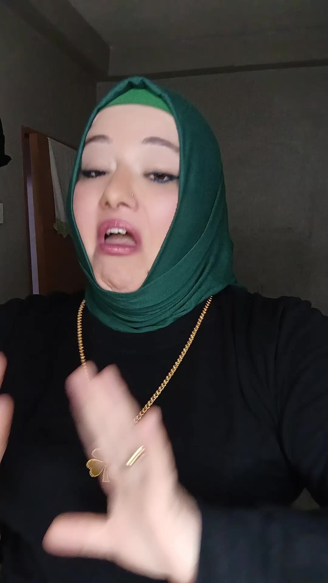 @z&uuml;beyde&ouml;zcan