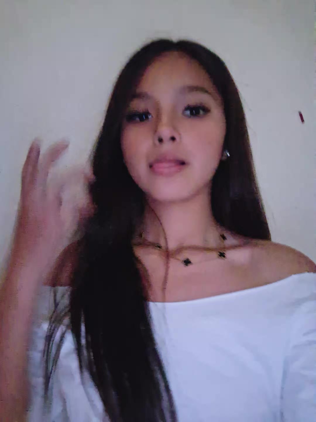 @celi_:>