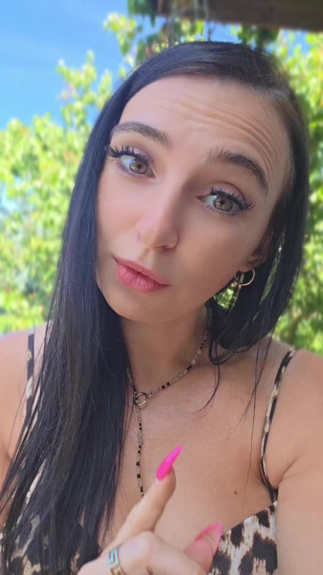 @Marlena1419