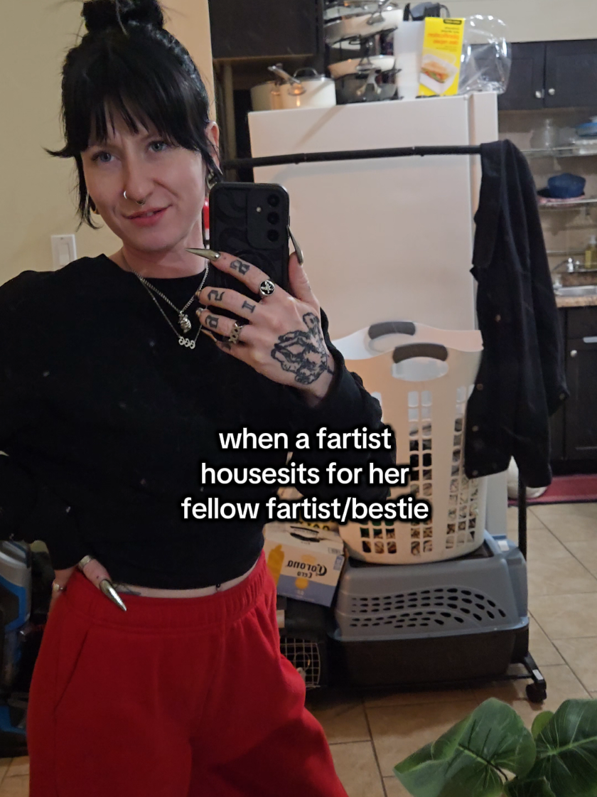 @MeaganAmelia 🖤