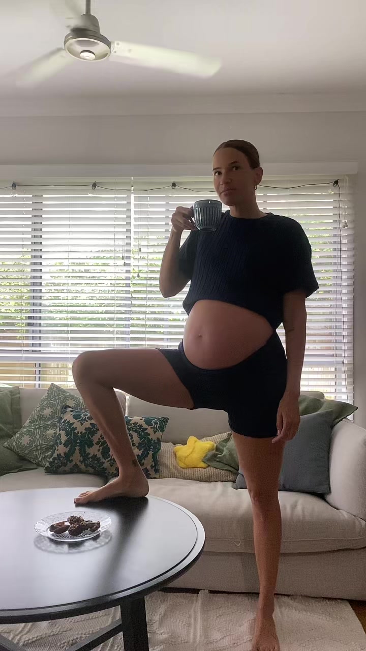 @Amy : The Birth Queen 👑