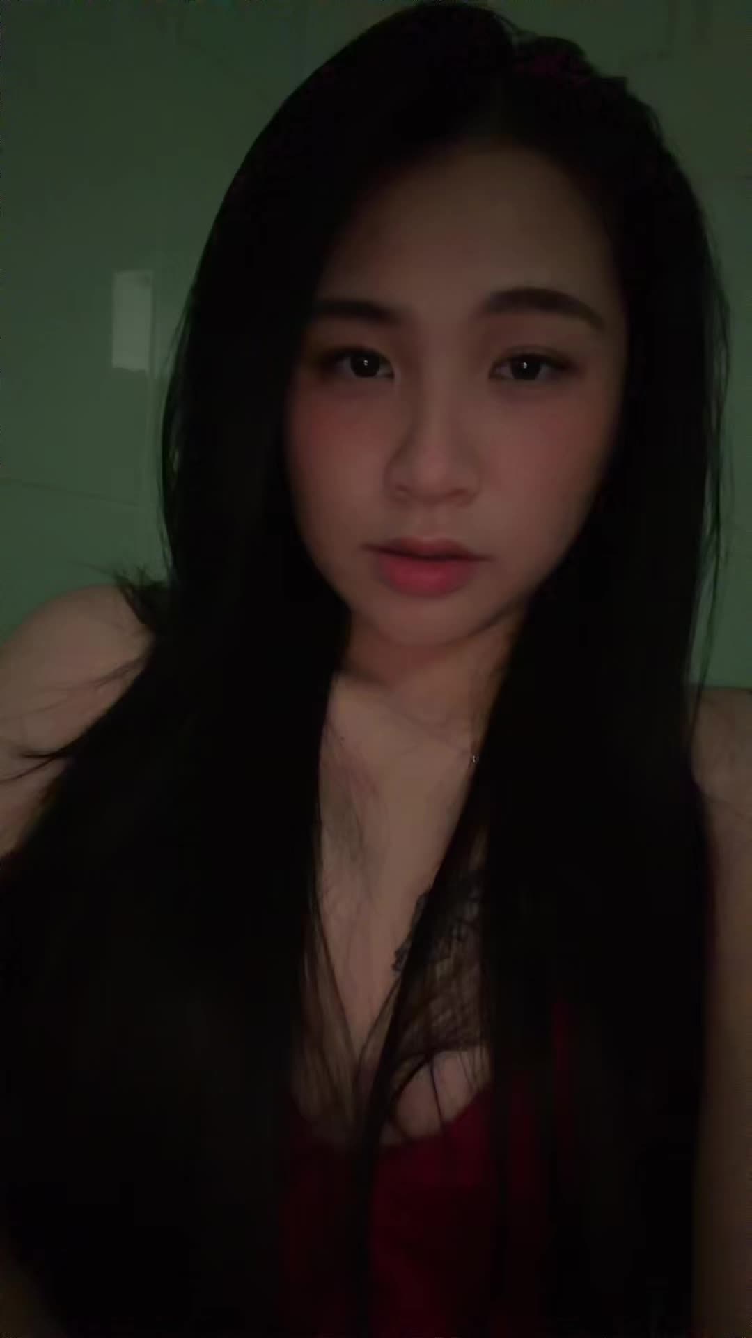 @𝚟𝚢