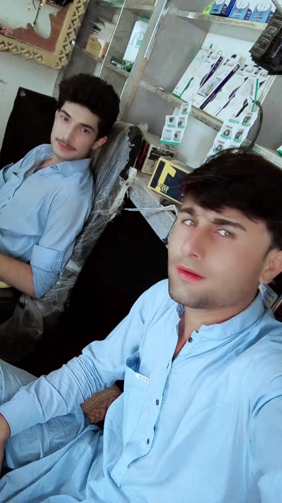 @Asmat Allah Mobil zon