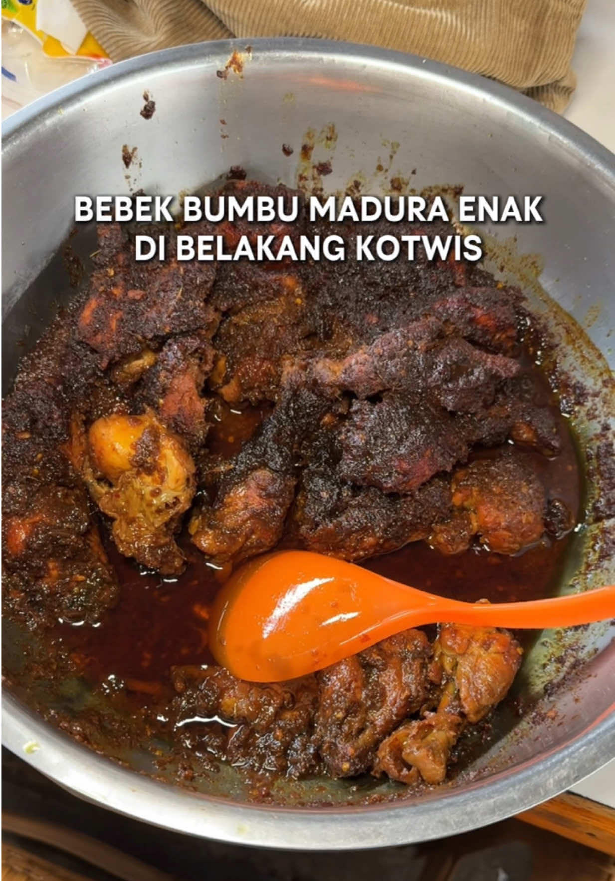 @makanmakcan 🍖🍲✈️