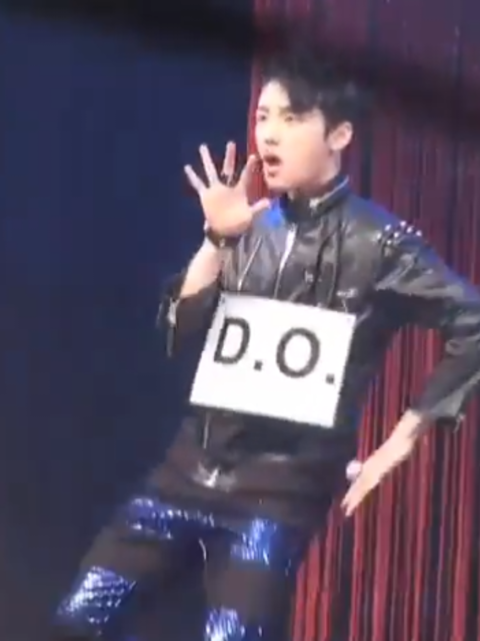 @dee