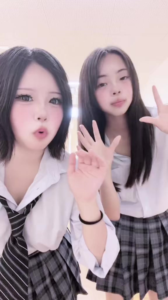 @ゆあ