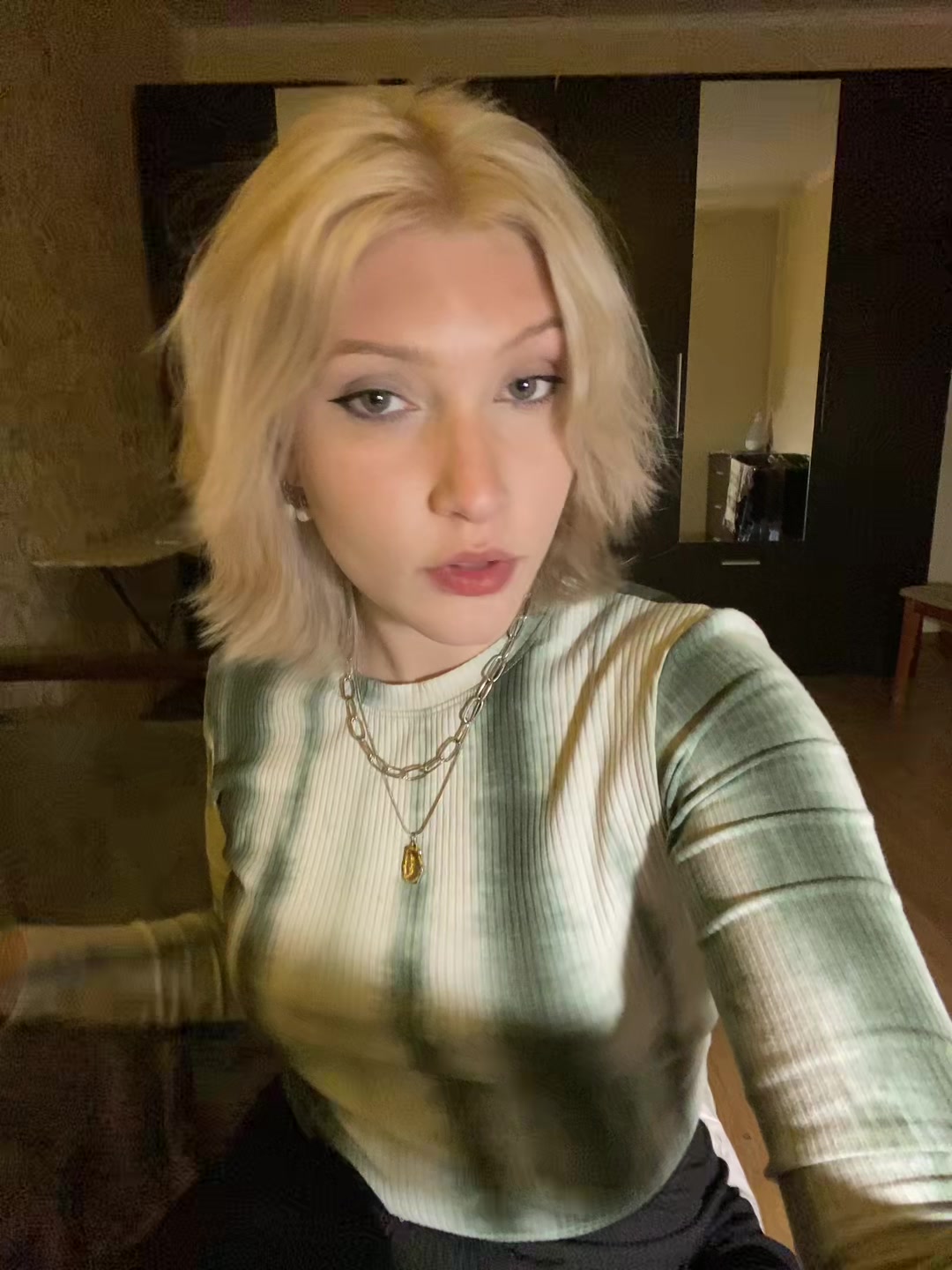 @Xxxx