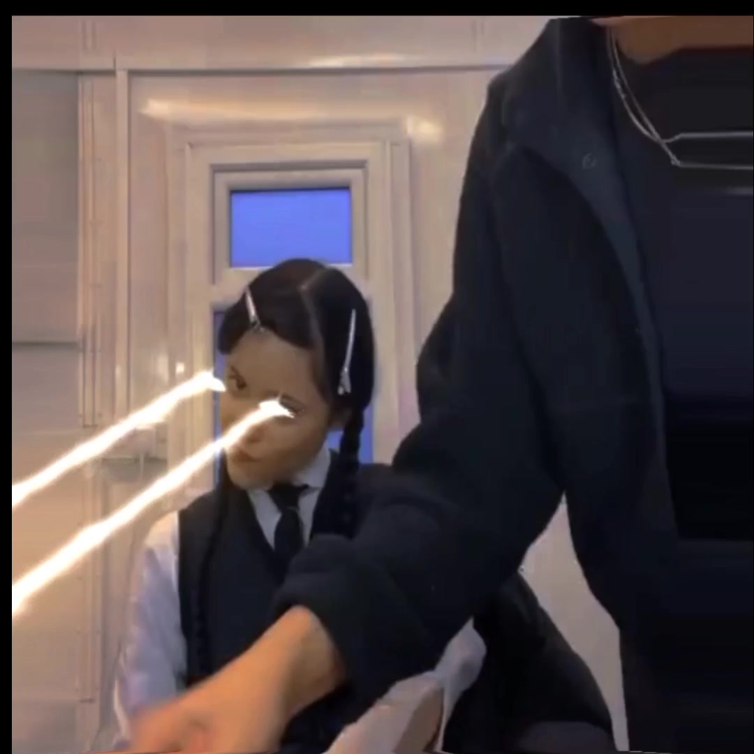 @джиннка??