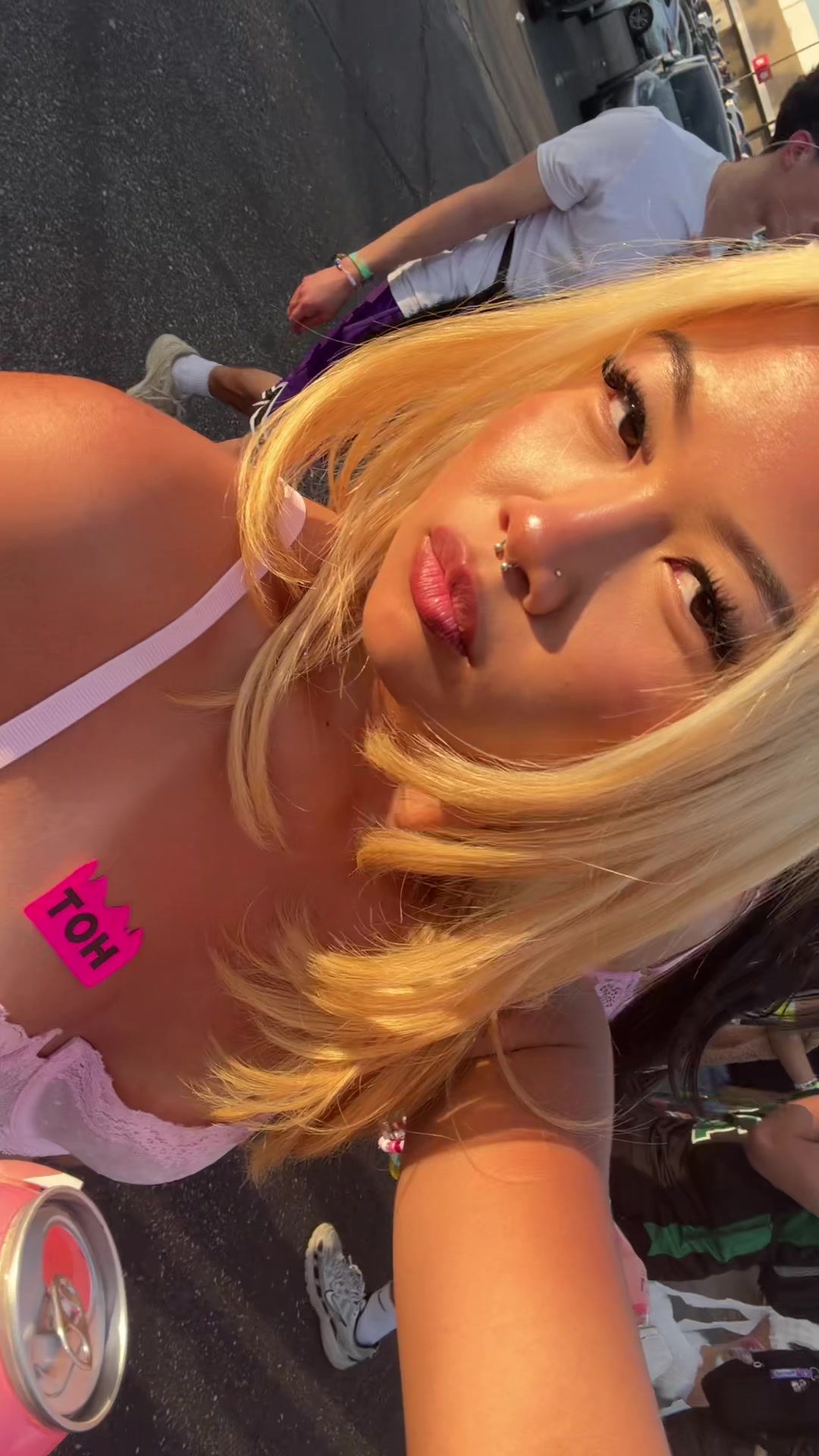 @g