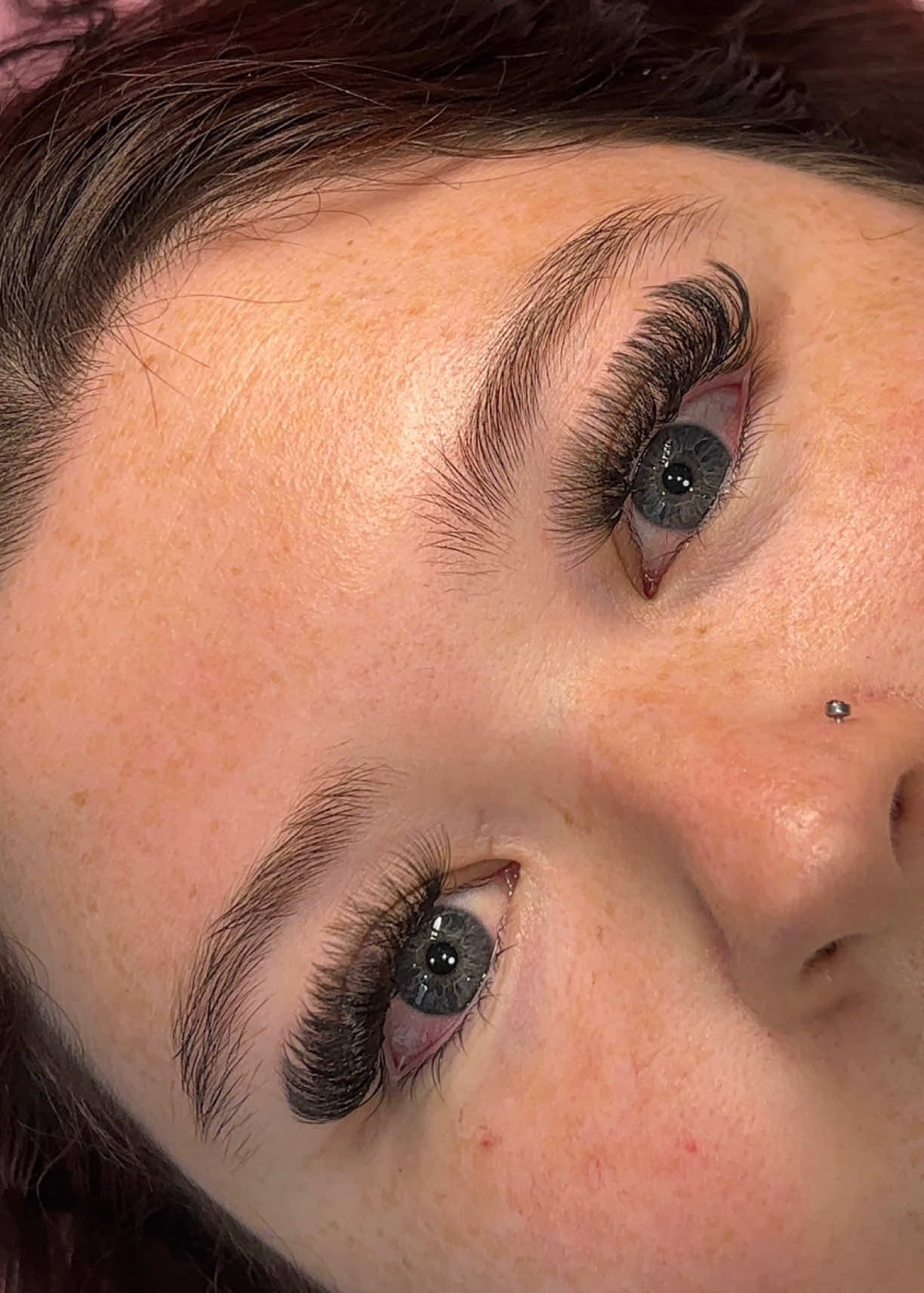 @MILTON LASH + BROW TECH