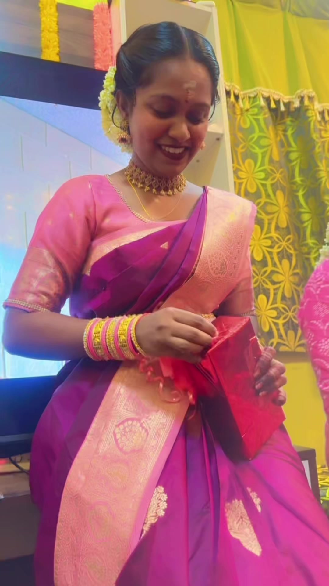 @nithia1212
