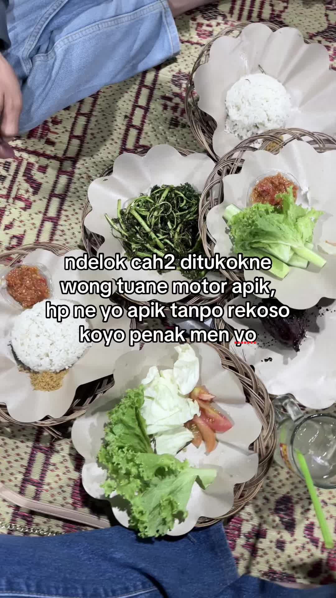 @lllnɐ ɹoɟ ɐ