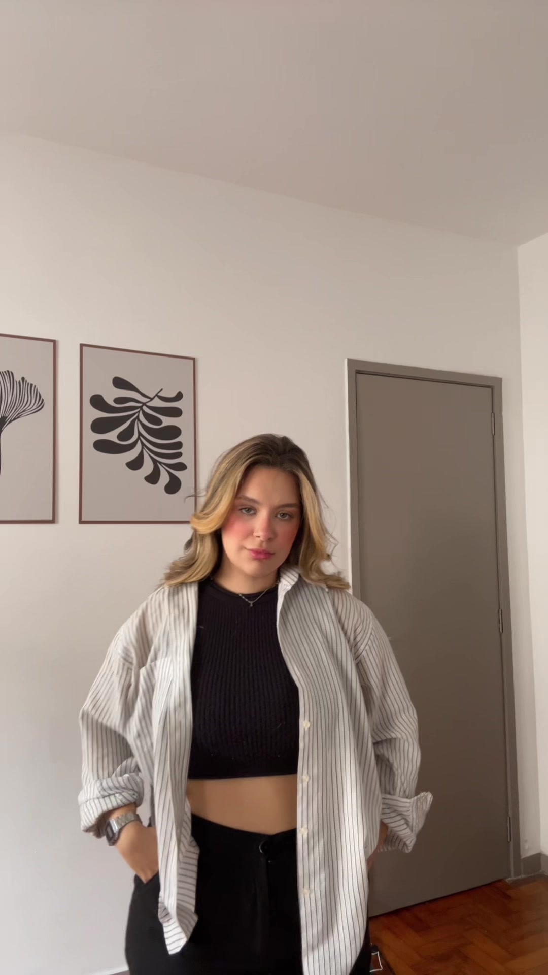 @isabella