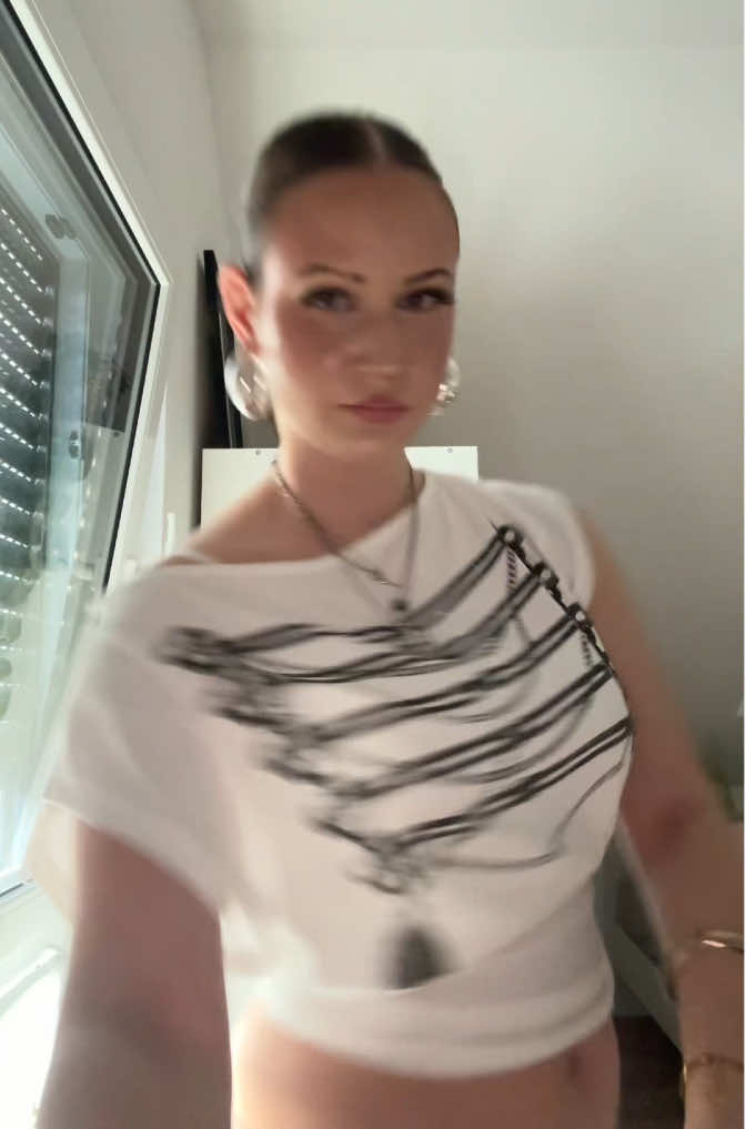 @𝕹𝖎𝖐𝖆🥥