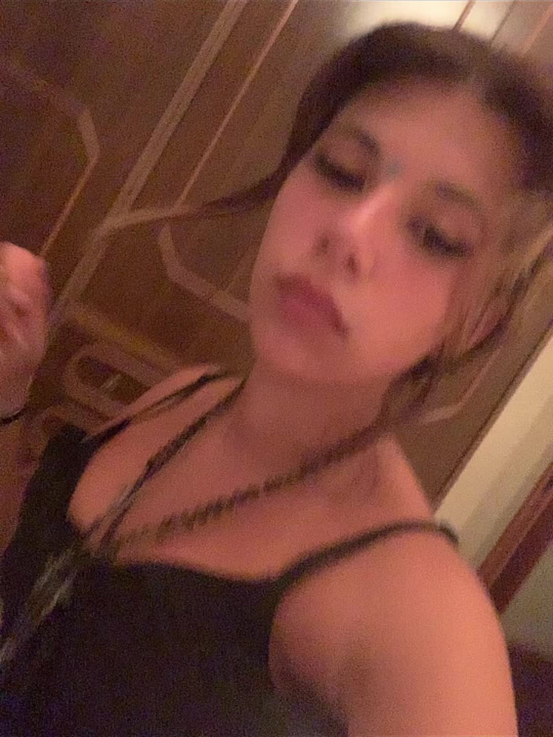 @𝖉𝖗𝖊𝖆☢️